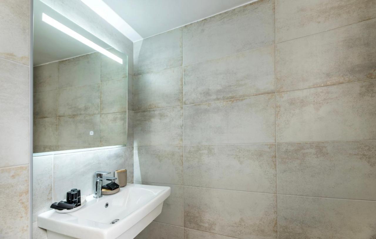 Eleusis Suites Α Экстерьер фото